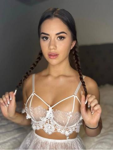 Лаура Поцелуй Реал фото 2